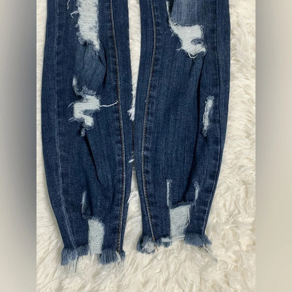 KANCAN jeans Mid Rise Ankel Destoyed Skinny Jeans, 5/26. New with tag - Picture 11 of 16